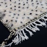 Traditional handwoven Berber rug size 1.5/3 m