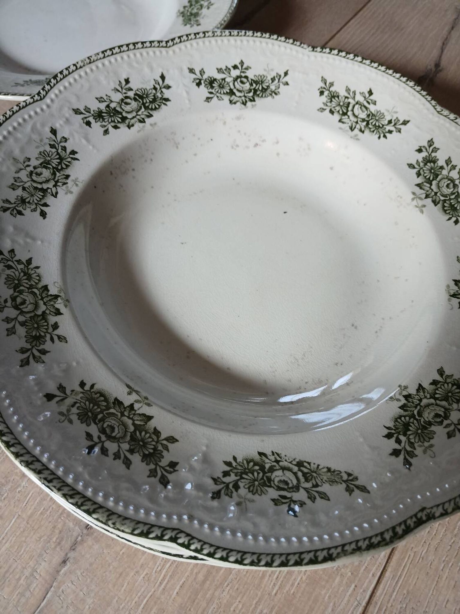 9 assiettes creuses Terre de fer Badonviller