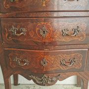Commode galbee debut xxe marquetee bois de rose plateau marbre