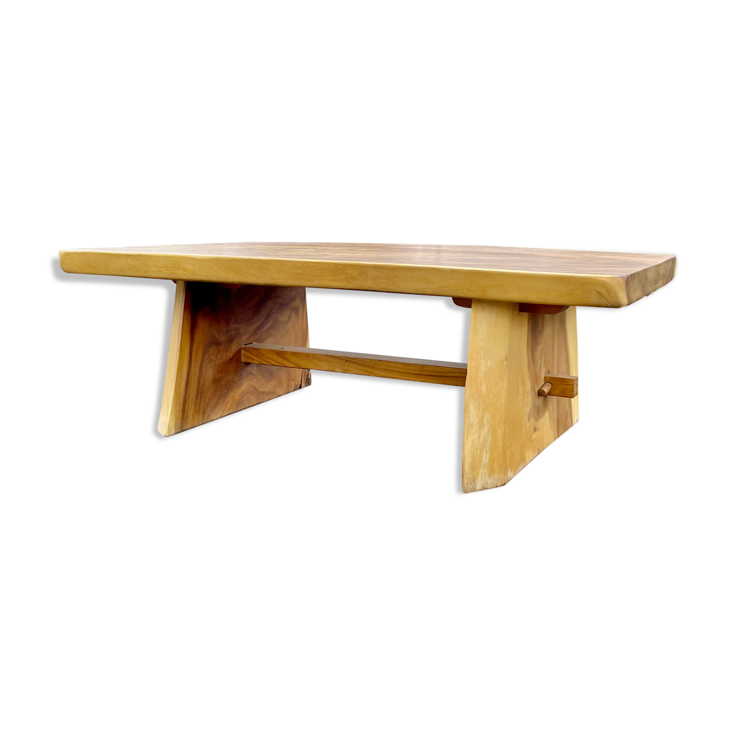 Coffee table in solid Suar