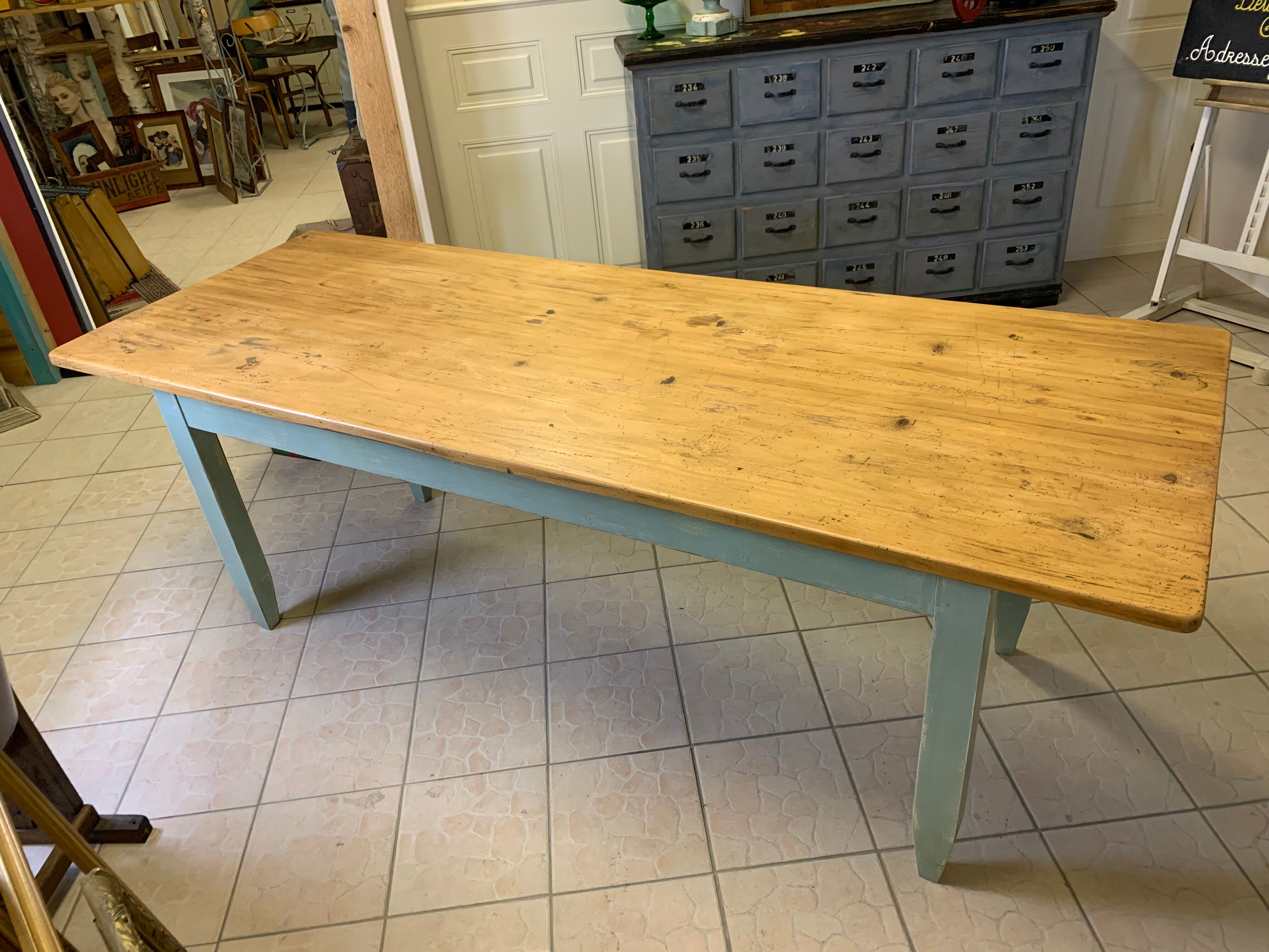 Farmhouse table