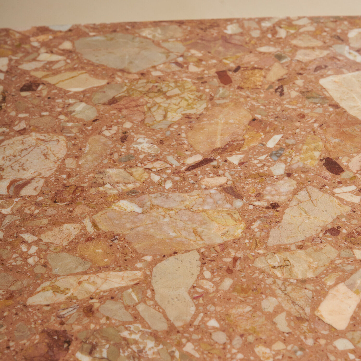 Terracotta coffee table and steel feet