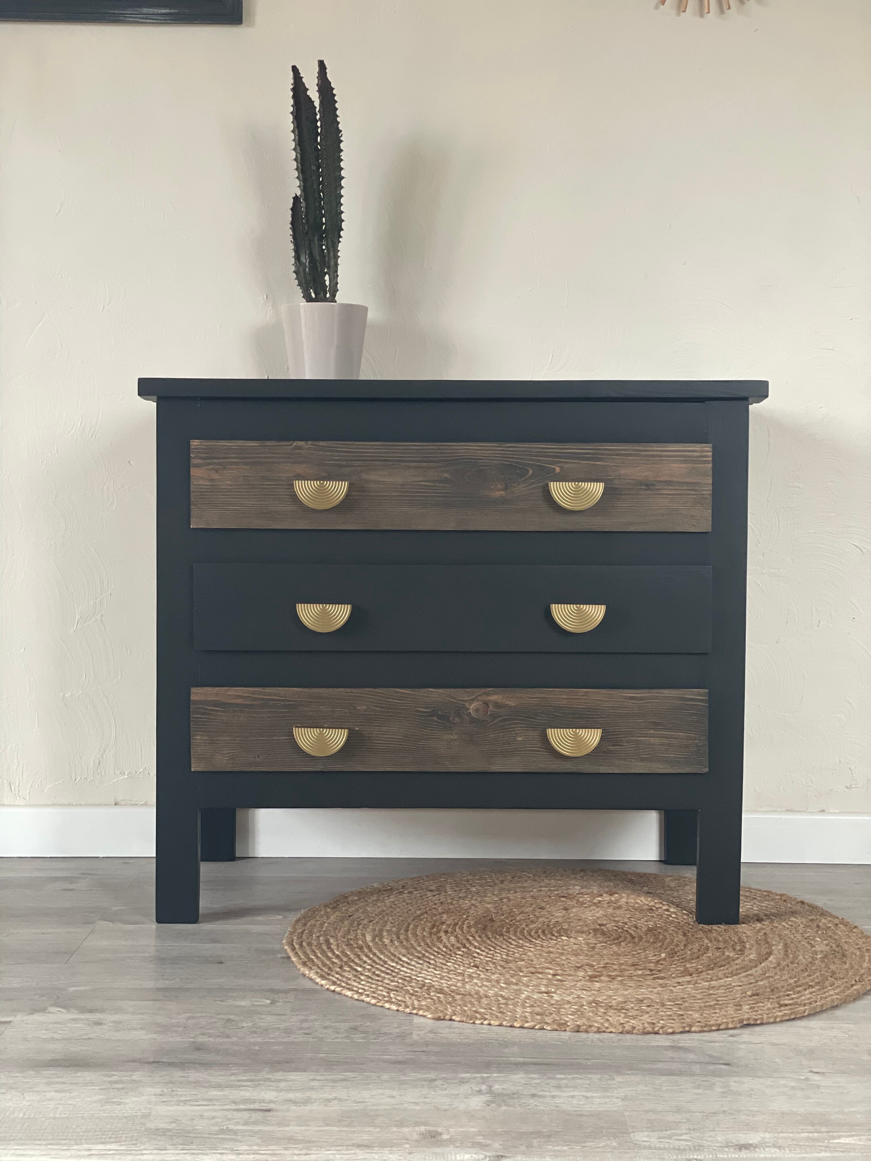 Ebony chest of drawers