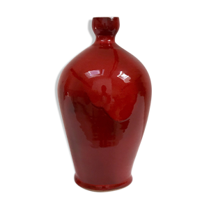 Vase en terre cuite rouge
