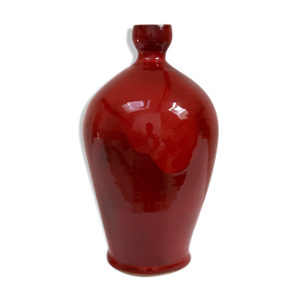 Red terracotta vase