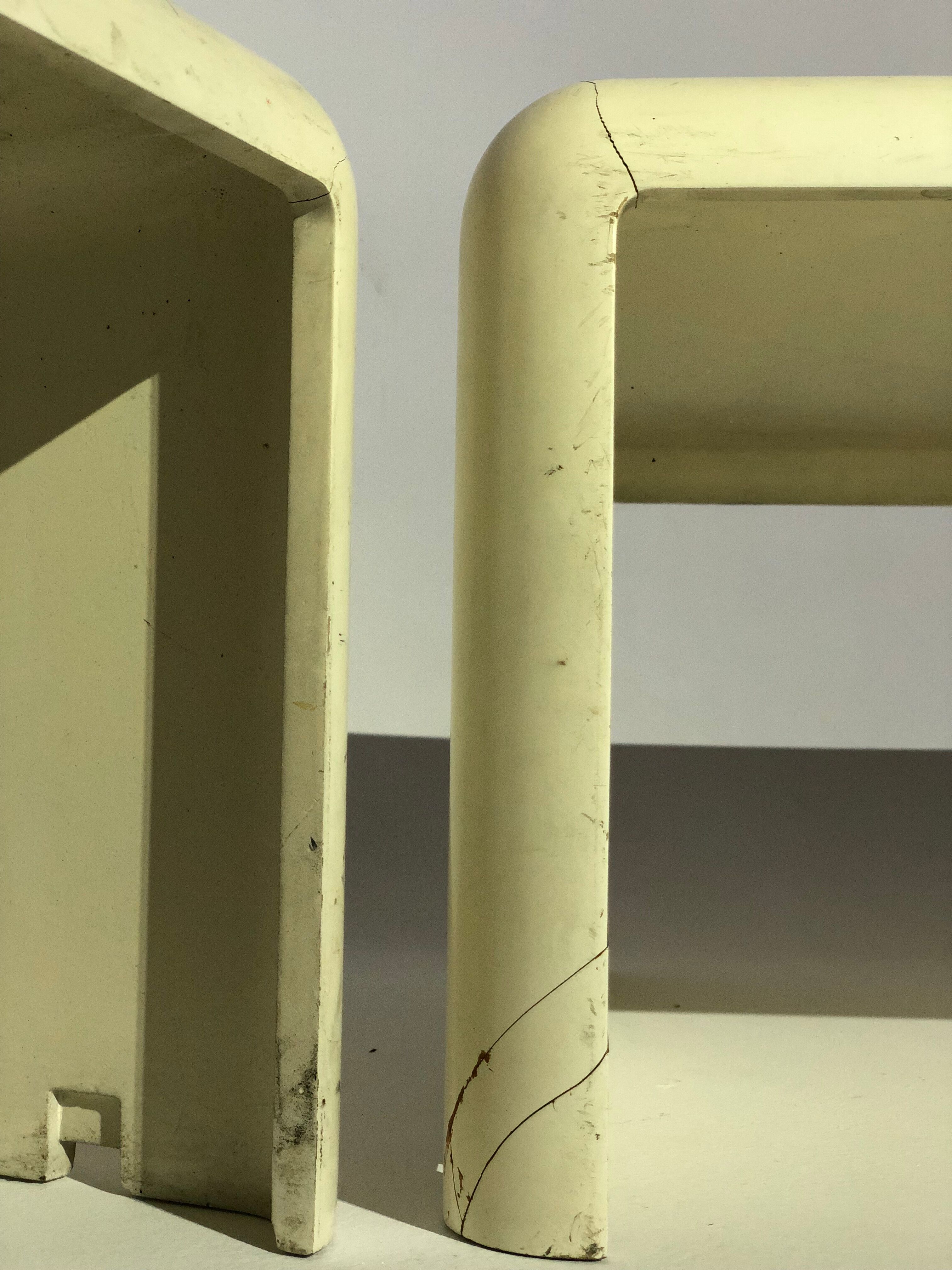 Pair of vintage coffee table made entirely of plastic - 1970/80