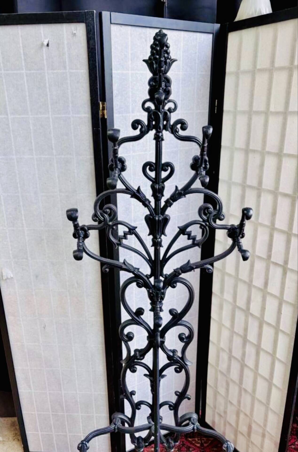 Art Nouveau coat rack in cast iron, circa 1900