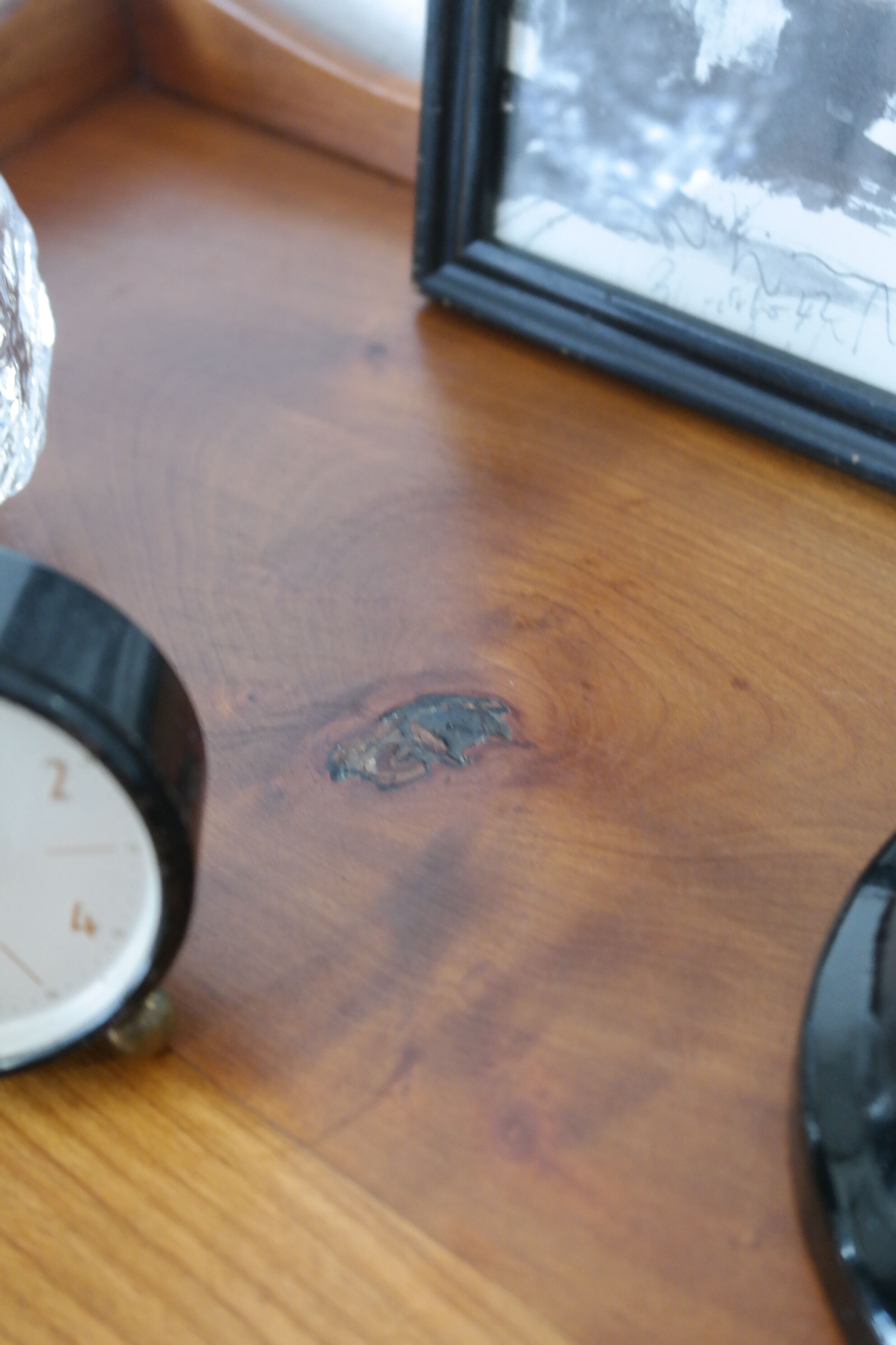 Pair of bedsides made of cherry wood