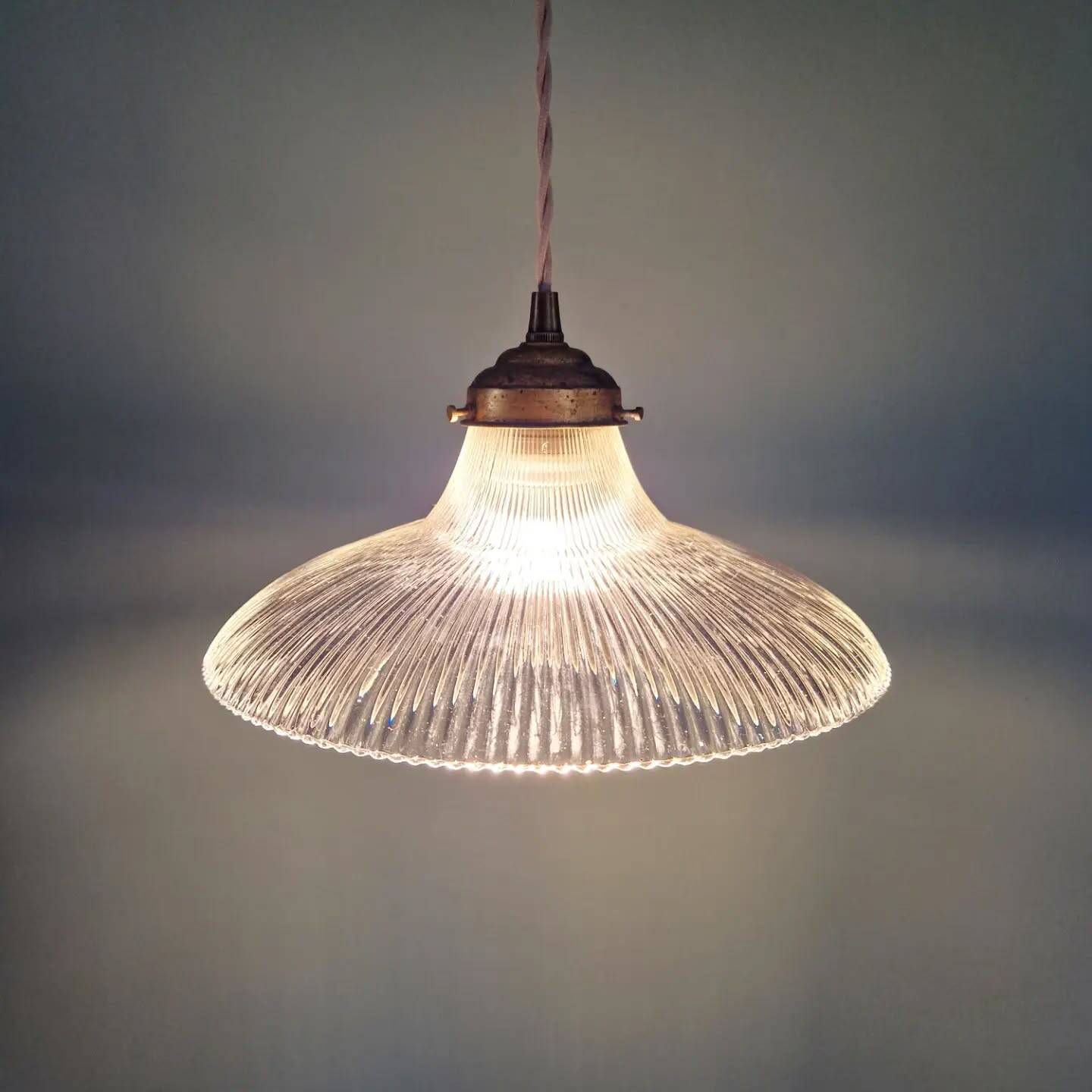 Suspension Art Déco en verre rainuré transparent, années 1930