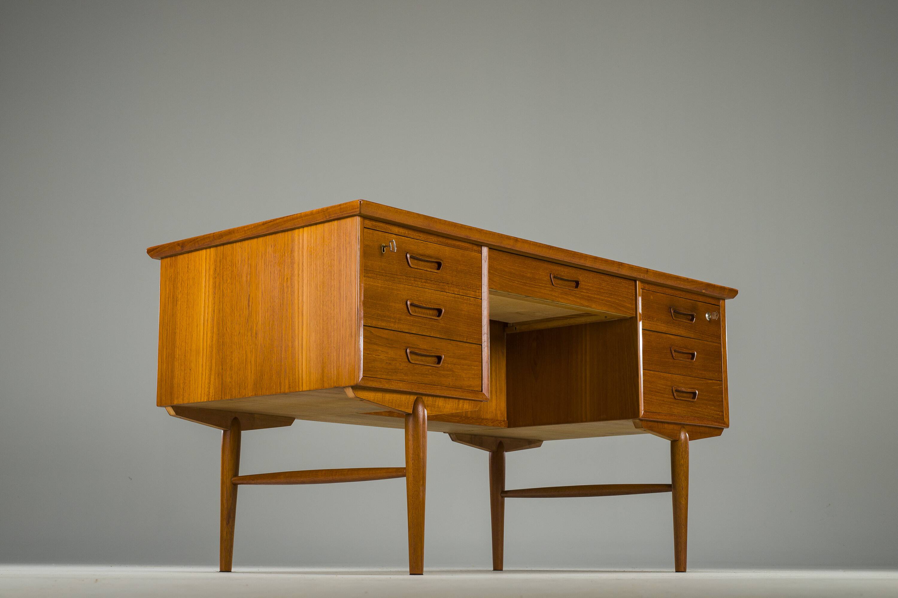 Mid-Century Modern Danish Teak Desk, 1960s