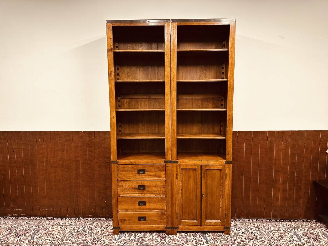 Classic English Eichholtz Bookcase