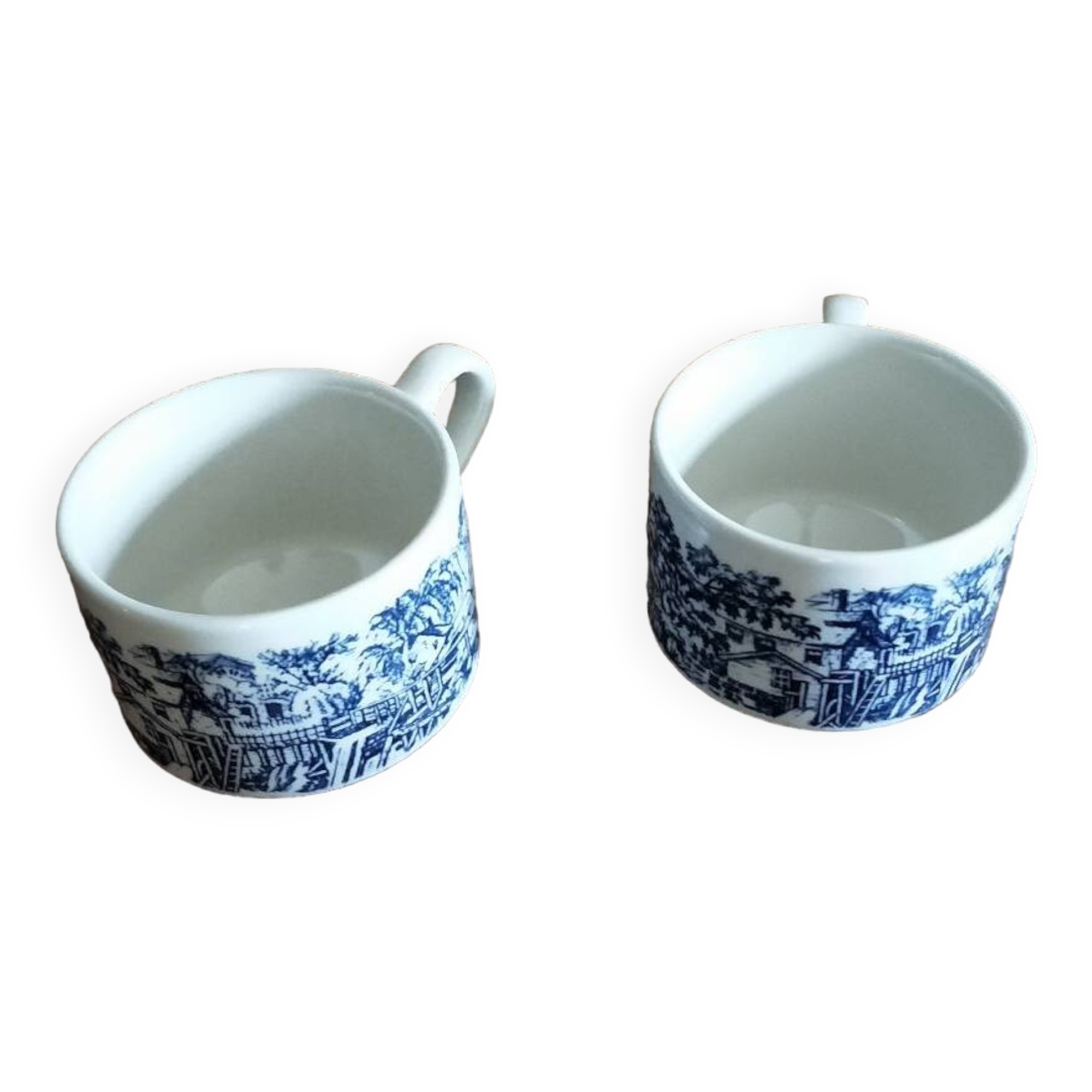 Set of two Churchill England mugs
