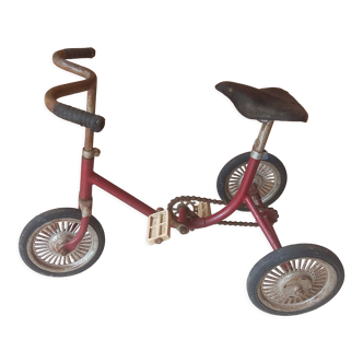 Tricycle vintage années 1960