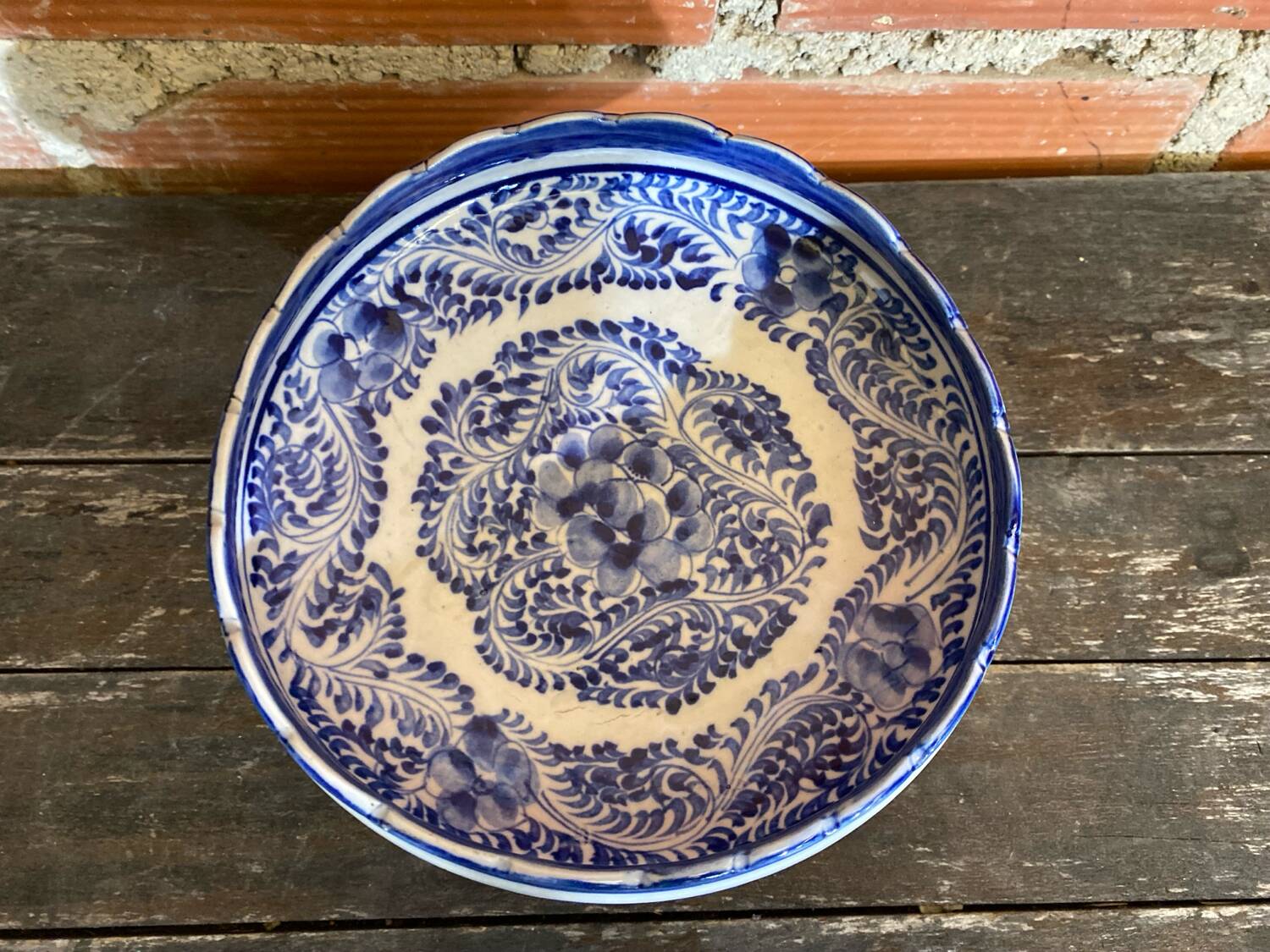 Fruit Bowl White Ceramic Vintage Blue Decor #D552