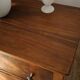 Commode basse en noyer, XXème