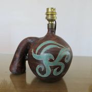 Belle lampe en céramique signée datant des années 50 ou 60
