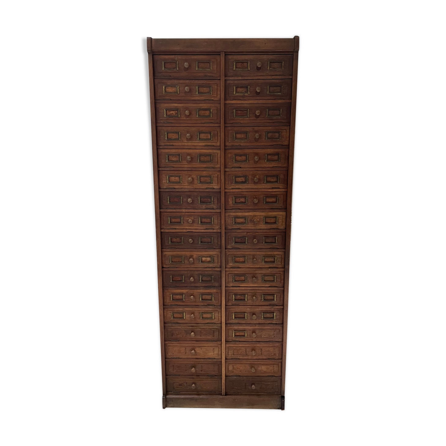 Furniture with 34 oak valves