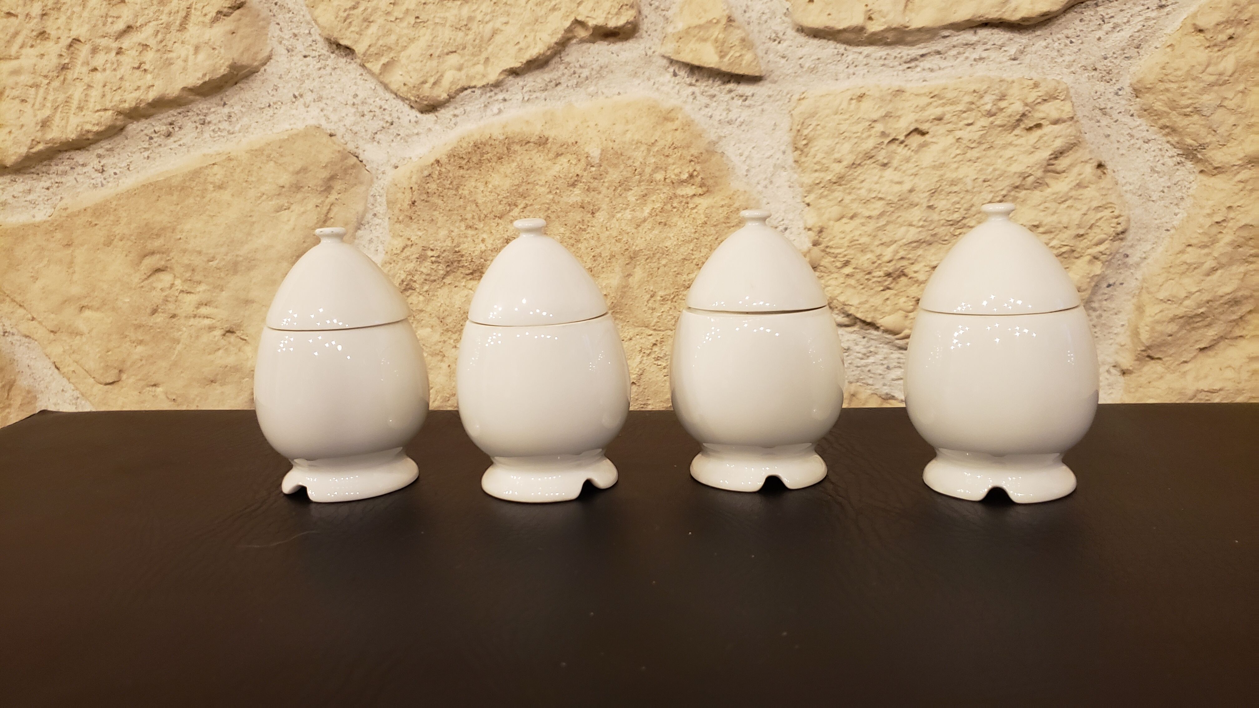 4 antique baked porcelain egg, Rypomy