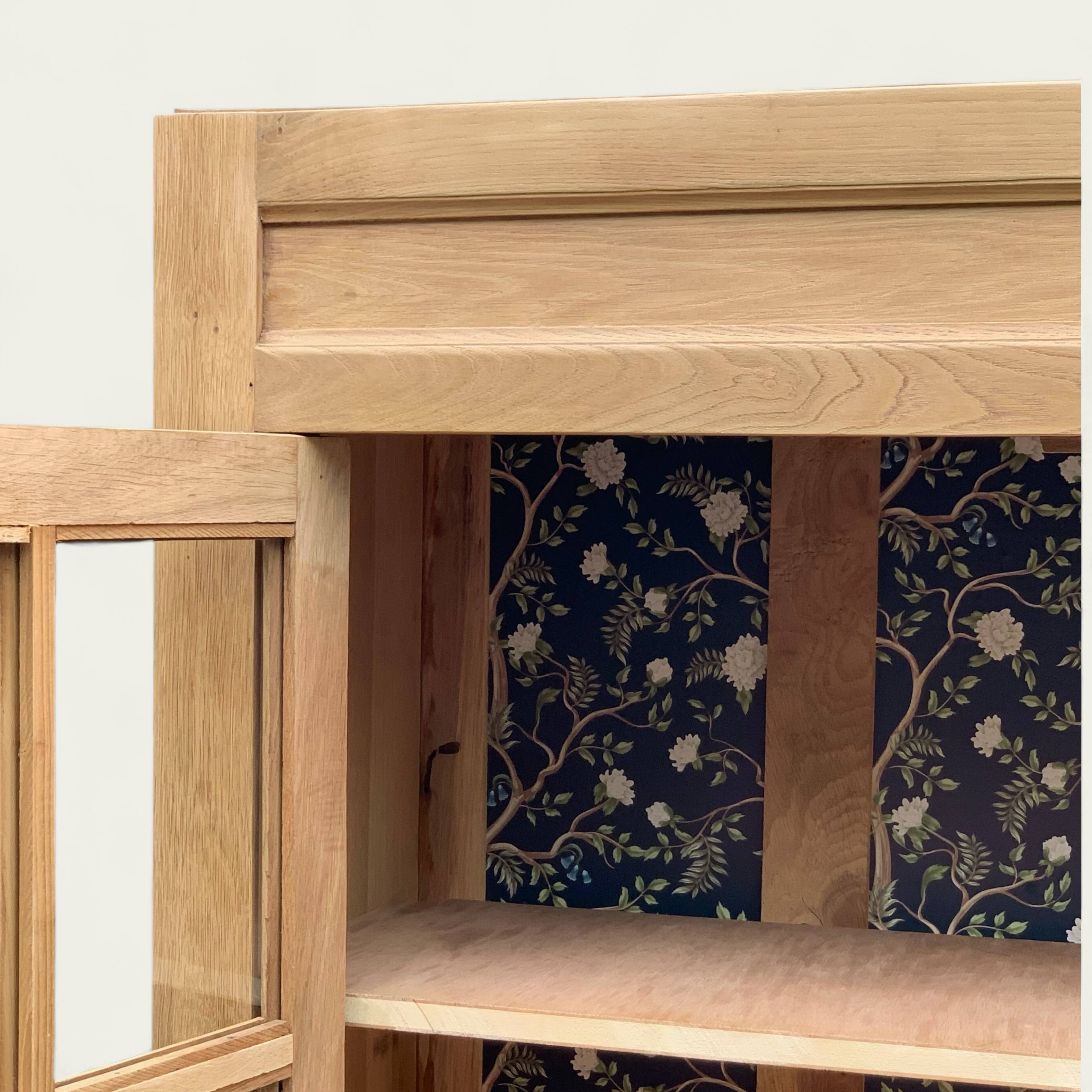 Parisian glass cabinet from La Samaritaine, 1960