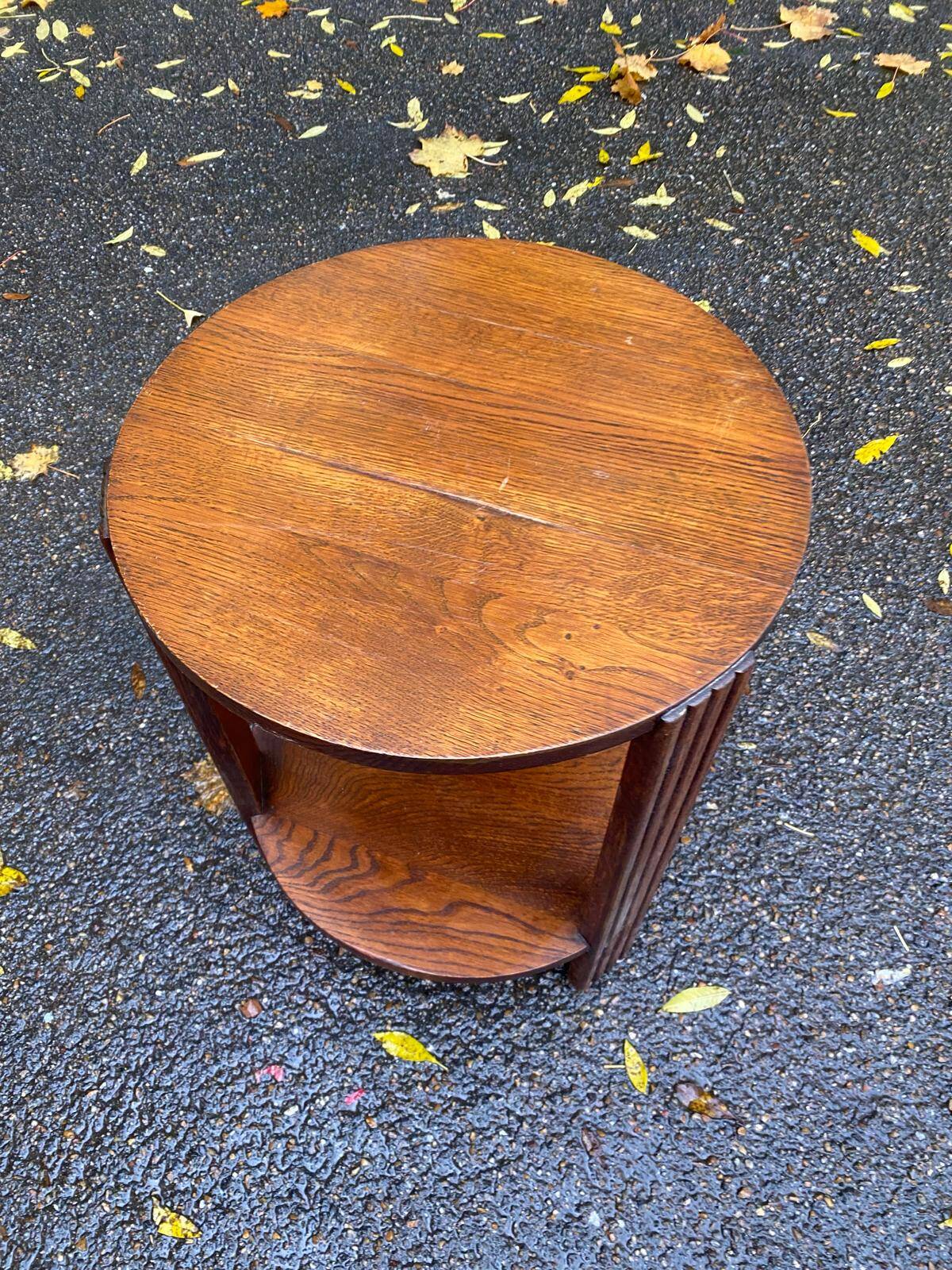 Table d'appoint ronde art déco en chêne massif 1950