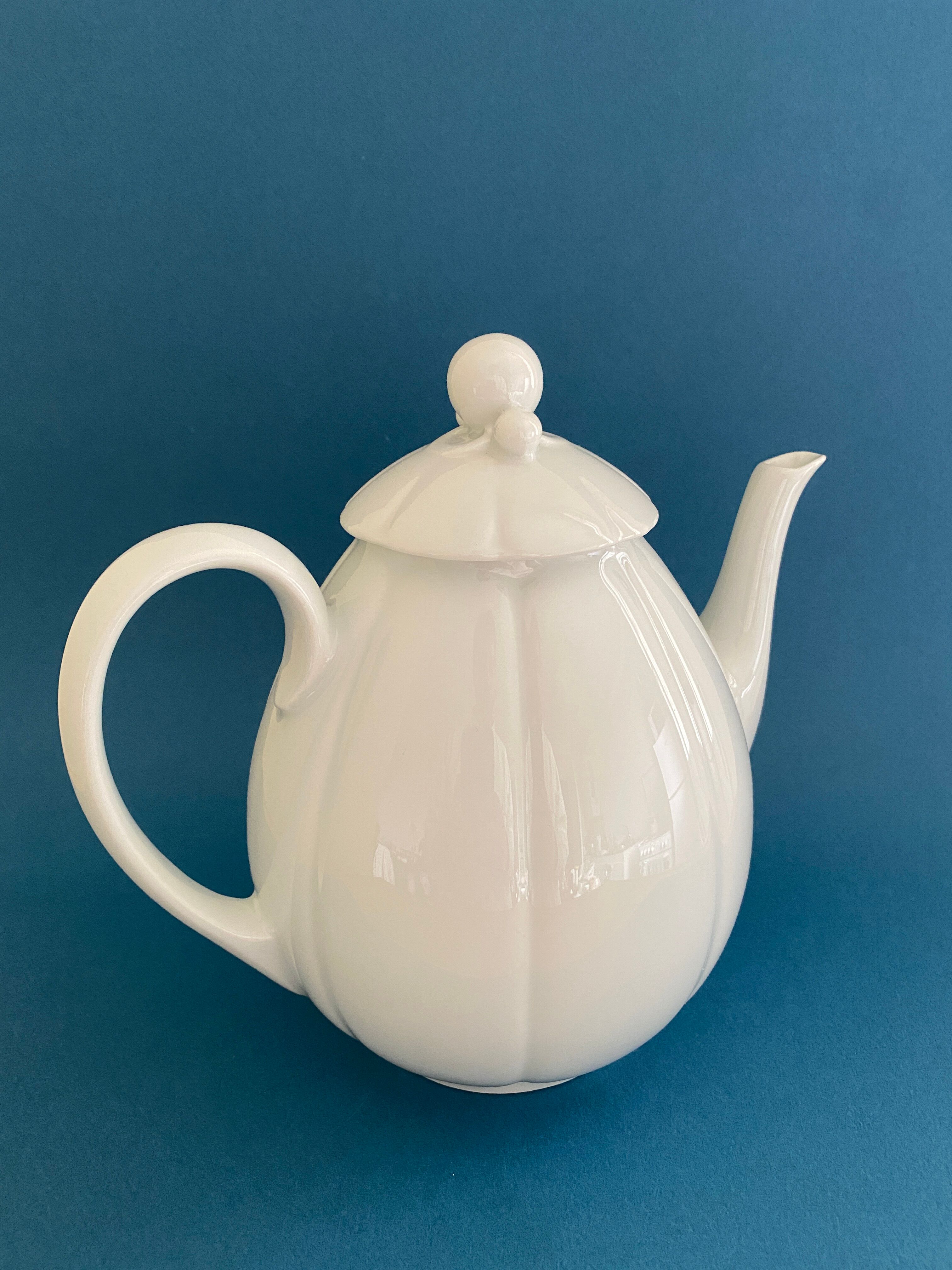 Porcelain teapot