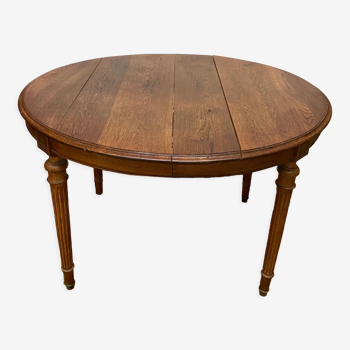 Oval solid oak table