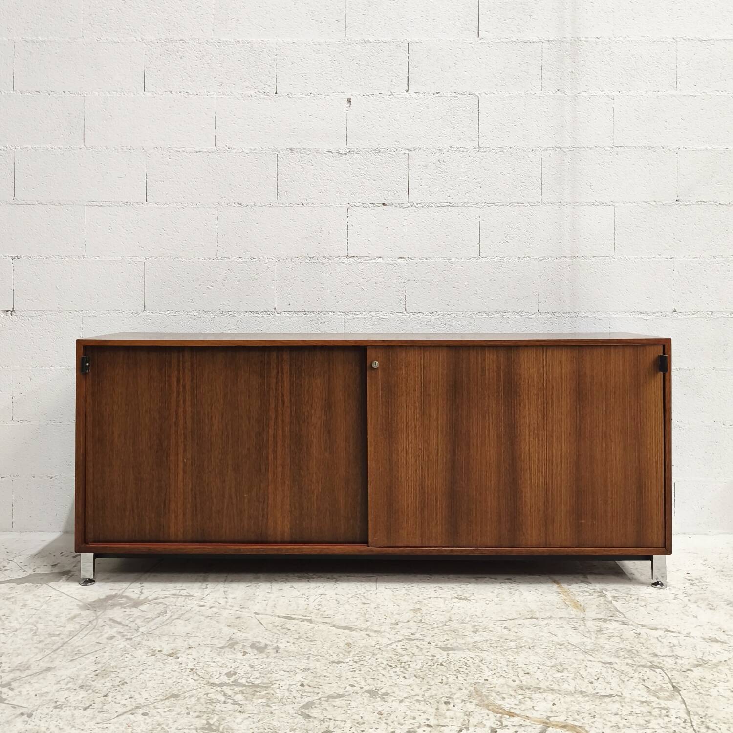 Florence Knoll designer sideboard, Knoll International 1960