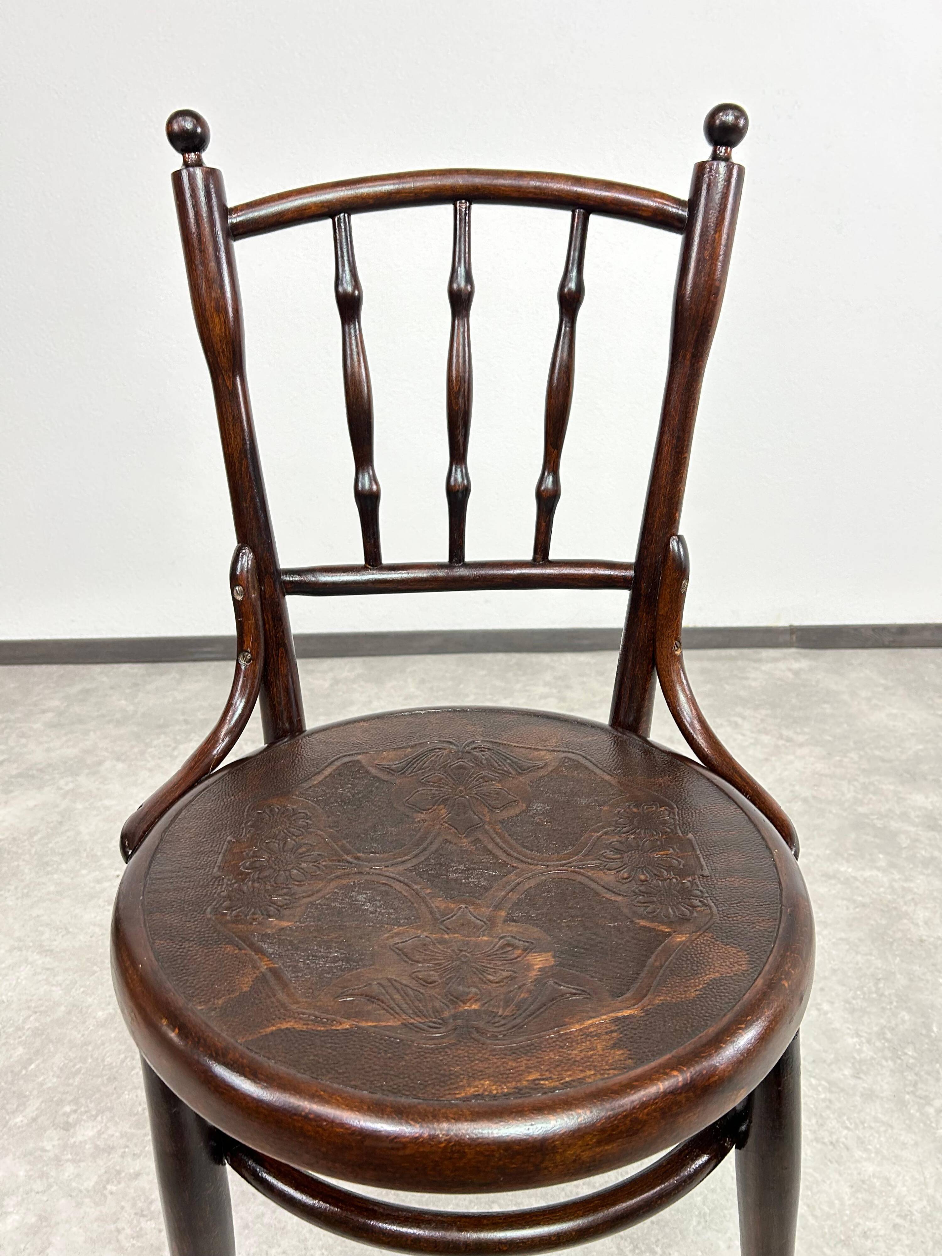 Bentwood dining chair by Thonet