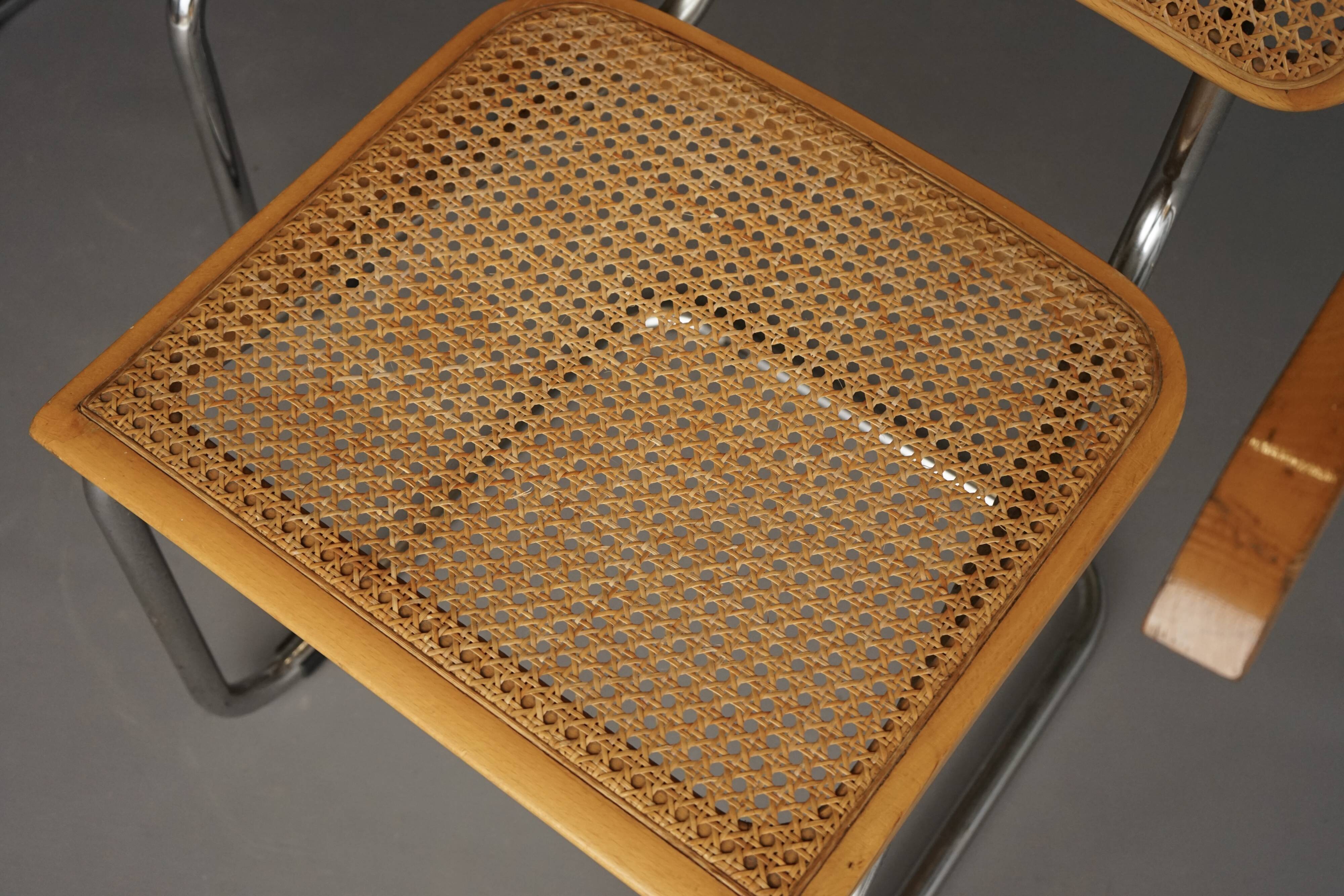 Fauteuils Cesca de Marcel Breuer. Italie, années 1960. Lot de 2