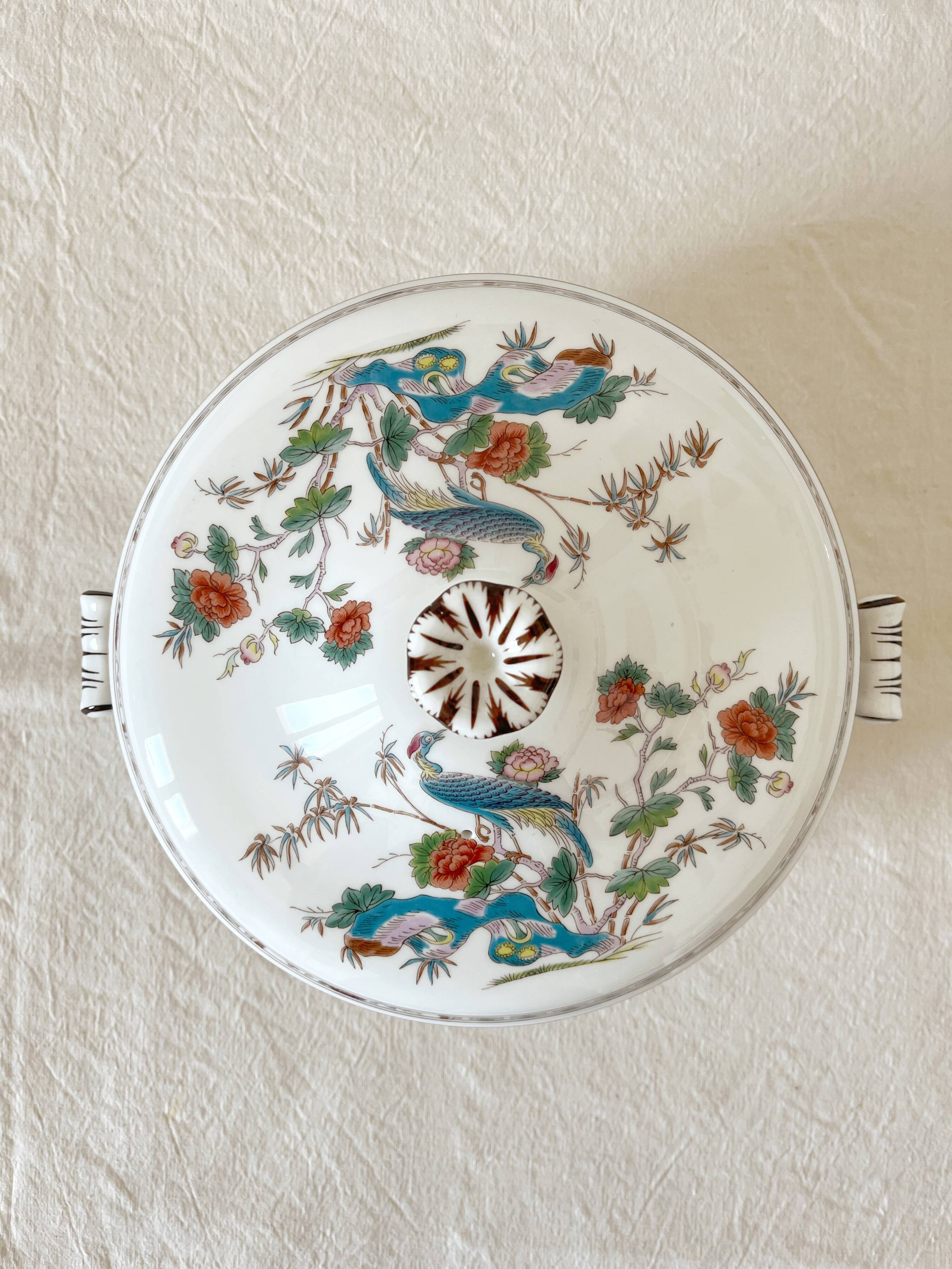 Kutani Crane Wedgwood English earthenware tureen