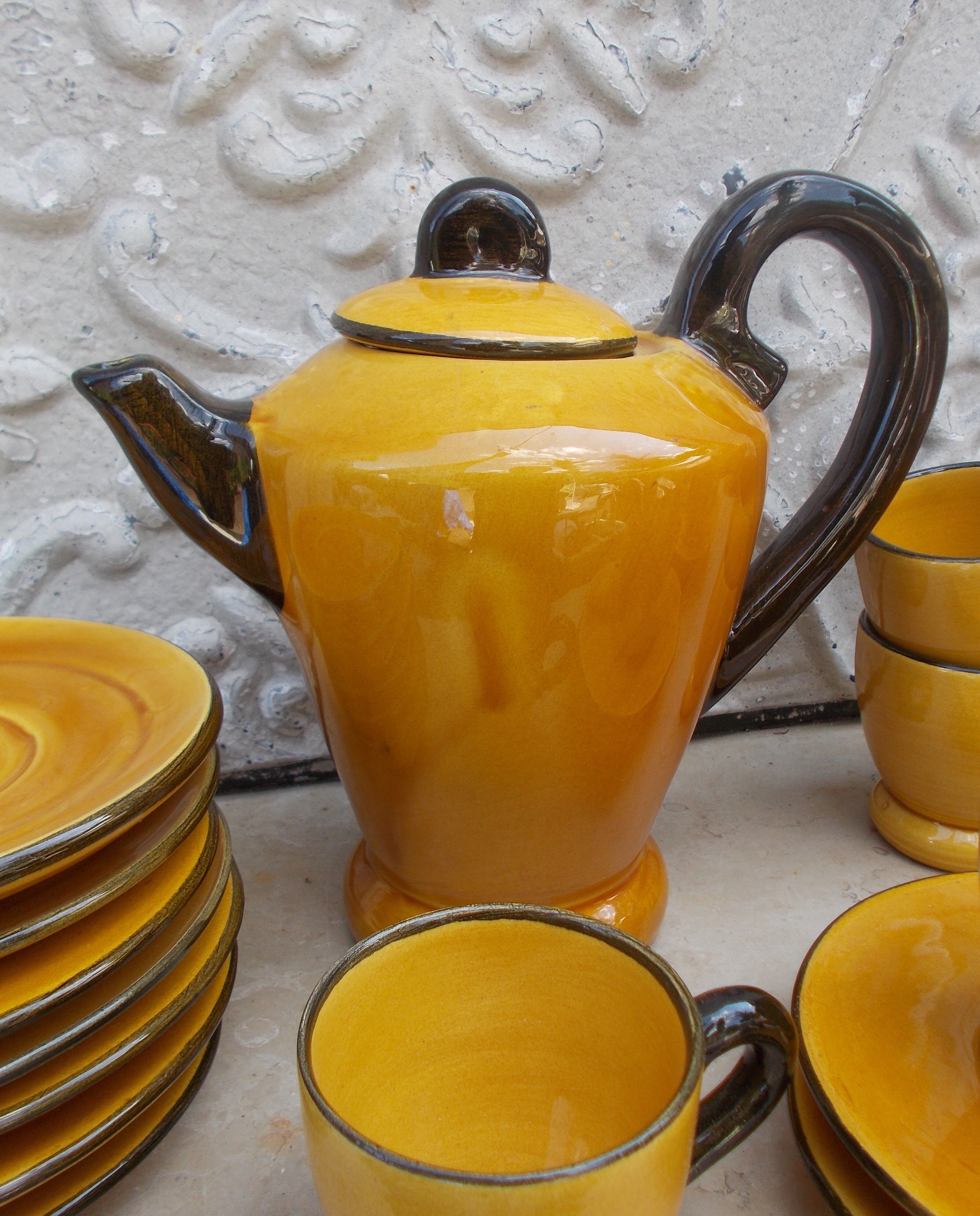 Vintage Vallauris Couleur de Provence coffee service