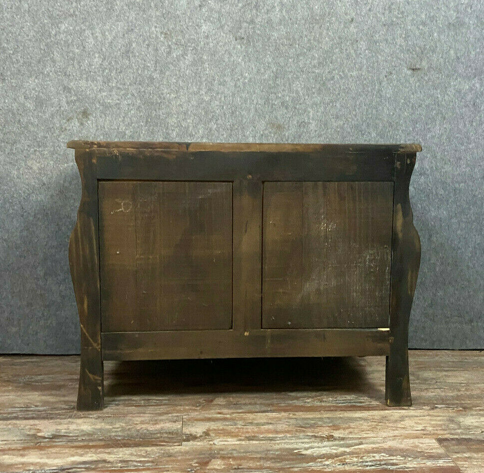 Commodity Louis XV Bordeaux tomb in natural wood patinated around 1900-1920