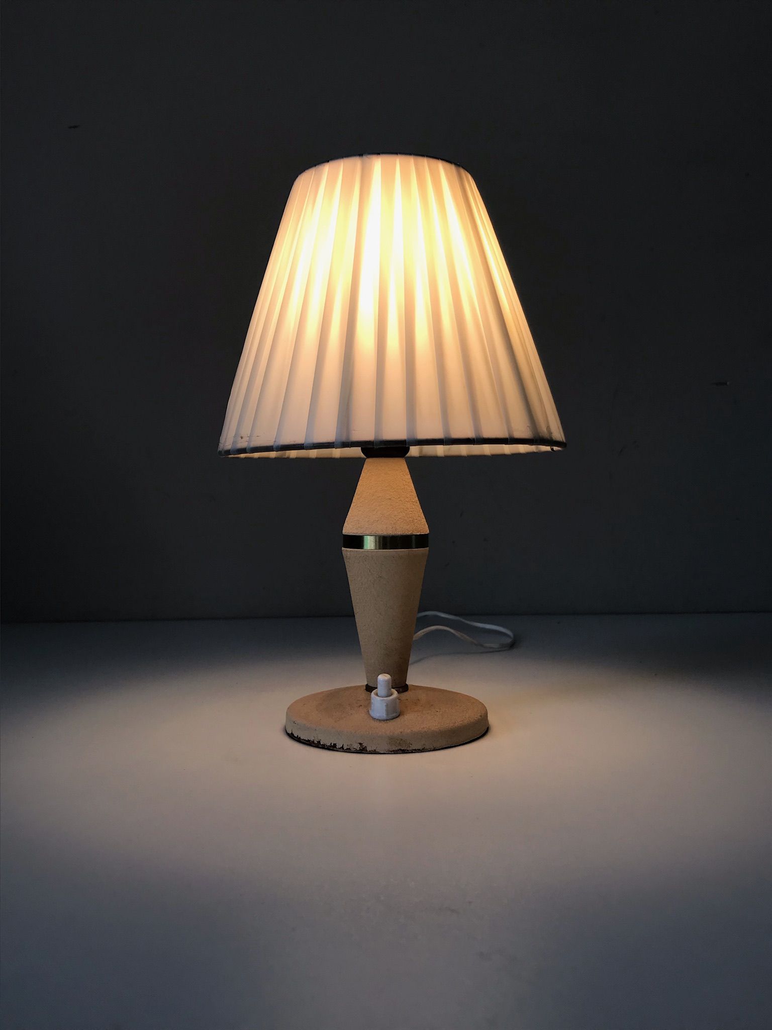 Lampe vintage années 60 aluminor