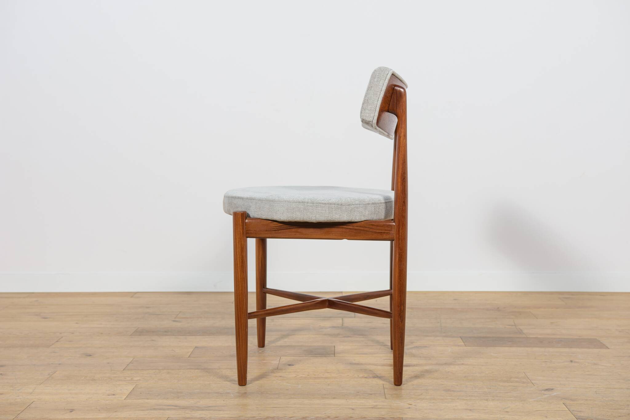 Mid-Century Teak Dining Chairs by Ib Kofod Larsen for G-Plan, 1960s.
