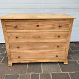 Parisian chest of drawers