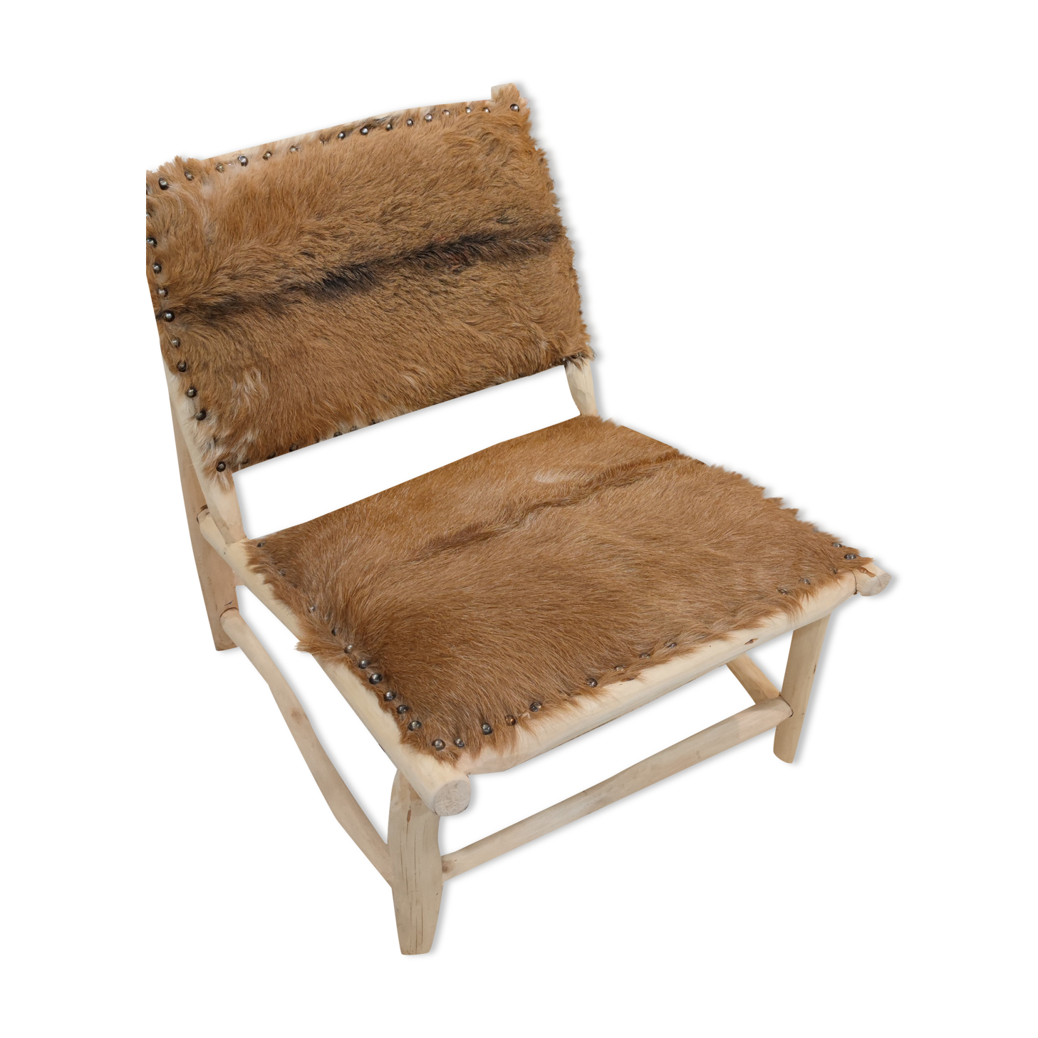 Safari-style lounge chair