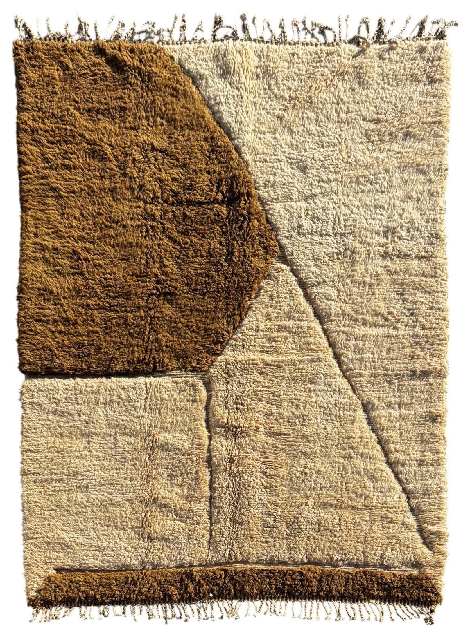 Mrirt – Custom shaggy Moroccan Berber rug