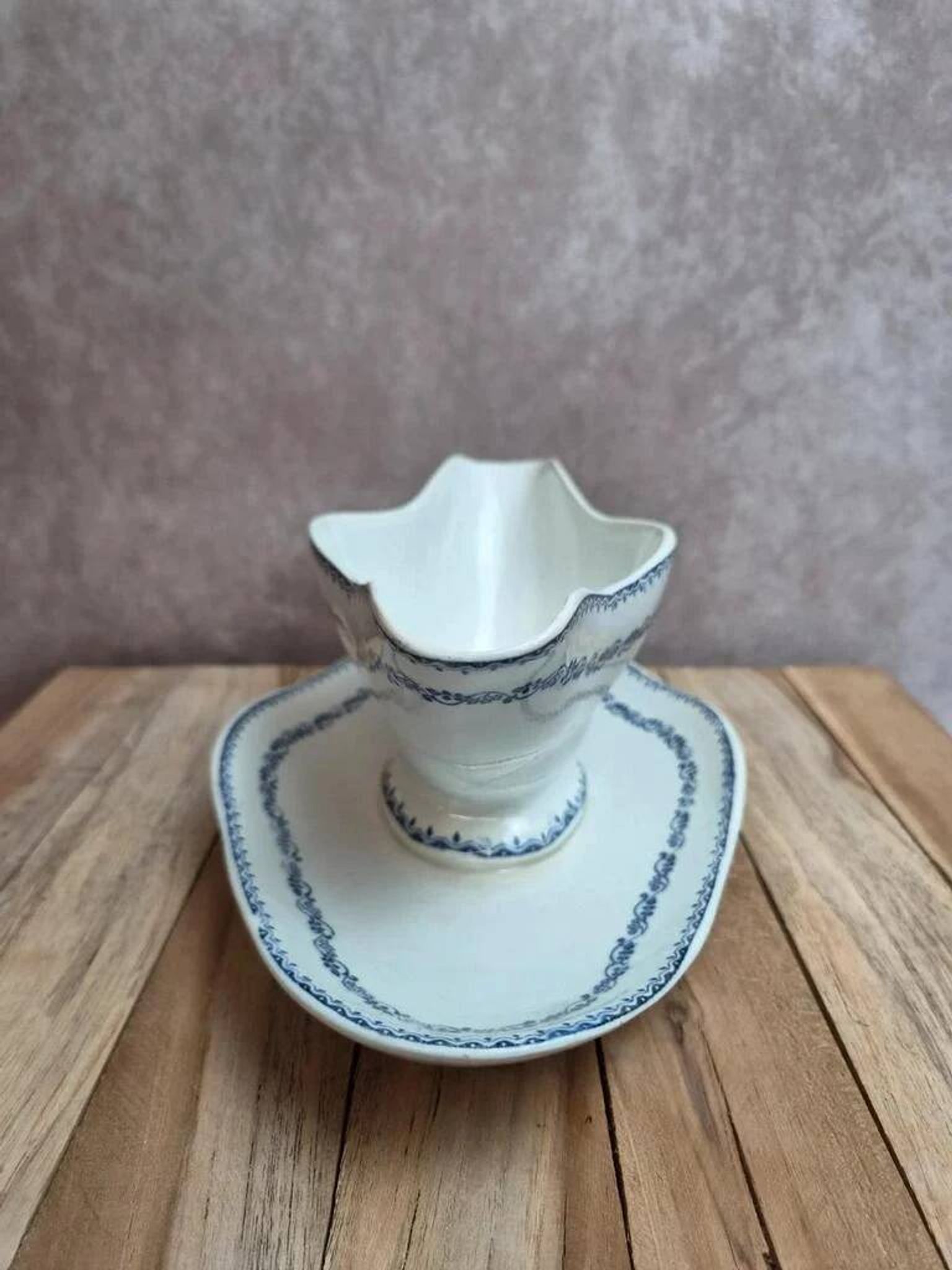 Large antique sauceboat Gien – Ironstone – Dreux model