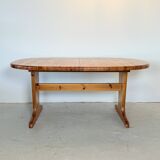 Vintage oval pine table with extendable top