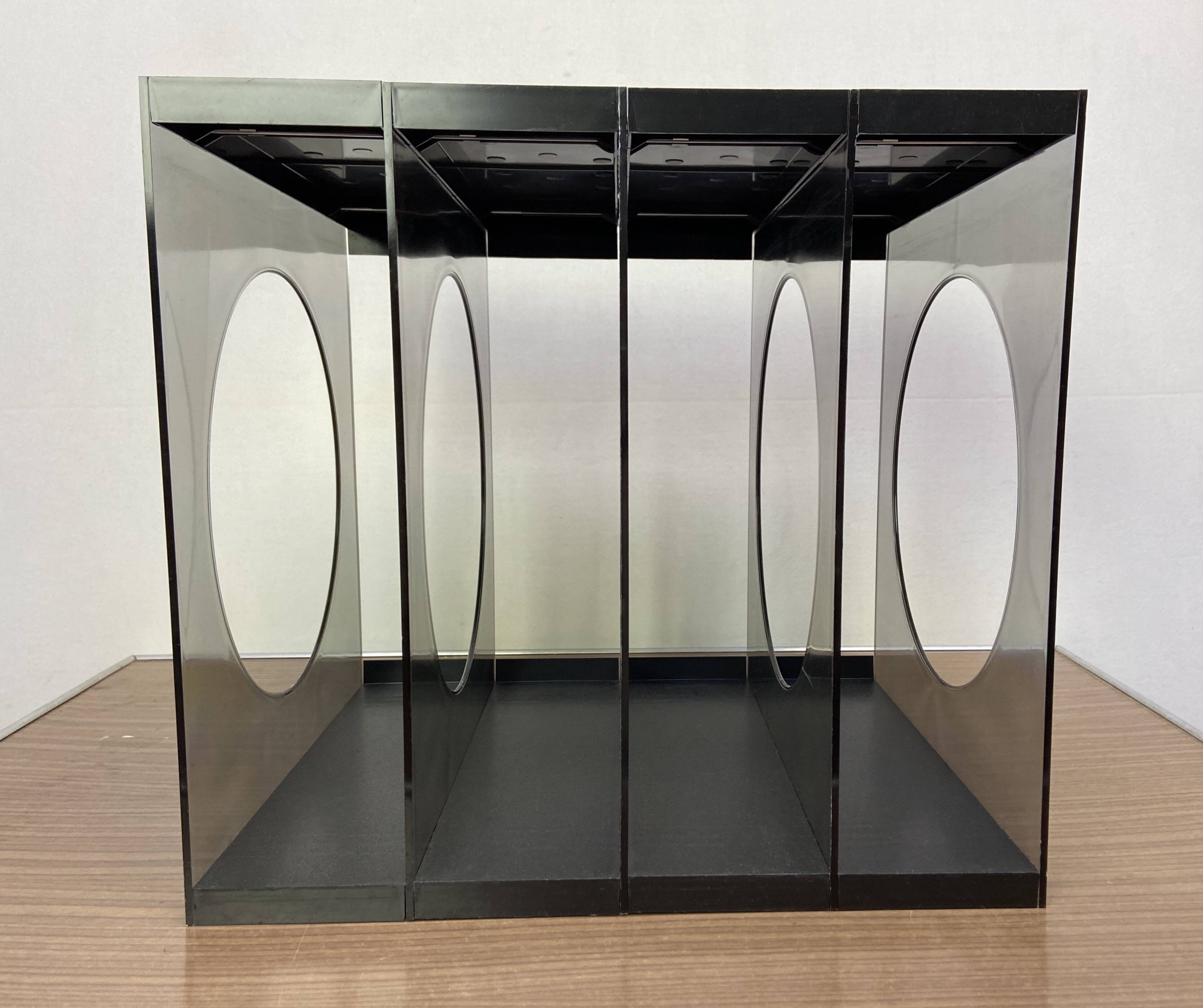 Porte-vinyles Space UFO en plexiglas fumé