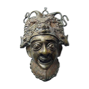 masque africain en bronze