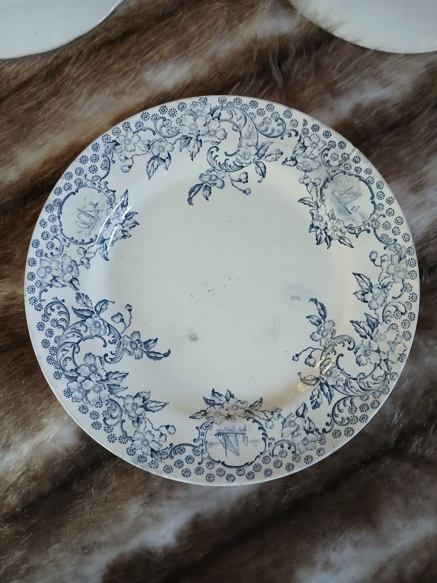 20 mismatched antique flat plates in ironstone