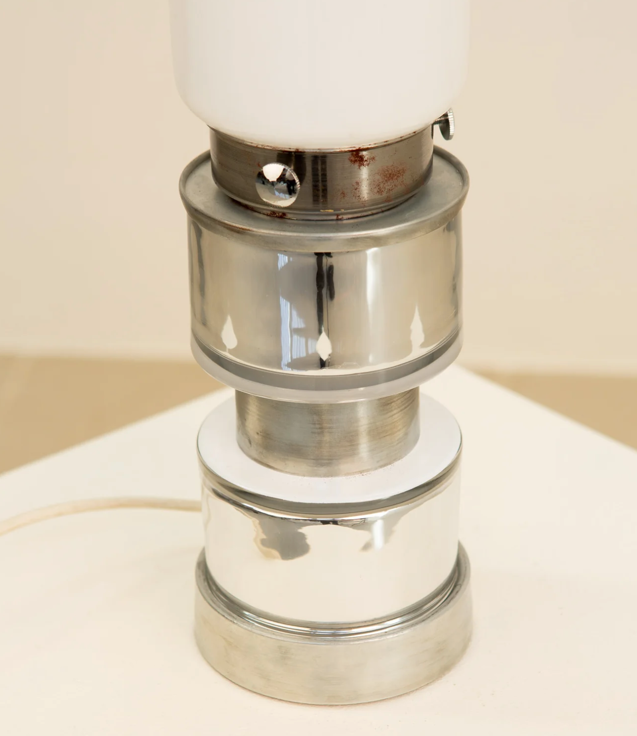 Italian lamp in metal & opaque glass 70's