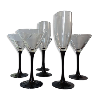 6 verres à pied noir brillant collection domino de Luminarc, vintage 1980