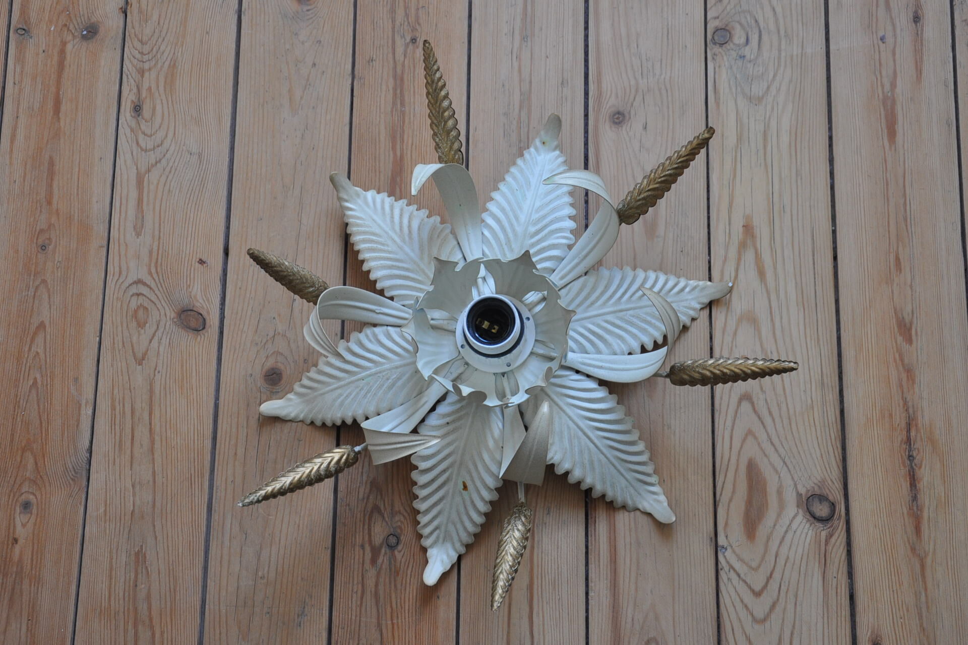 Applique ou plafonnier feuilles