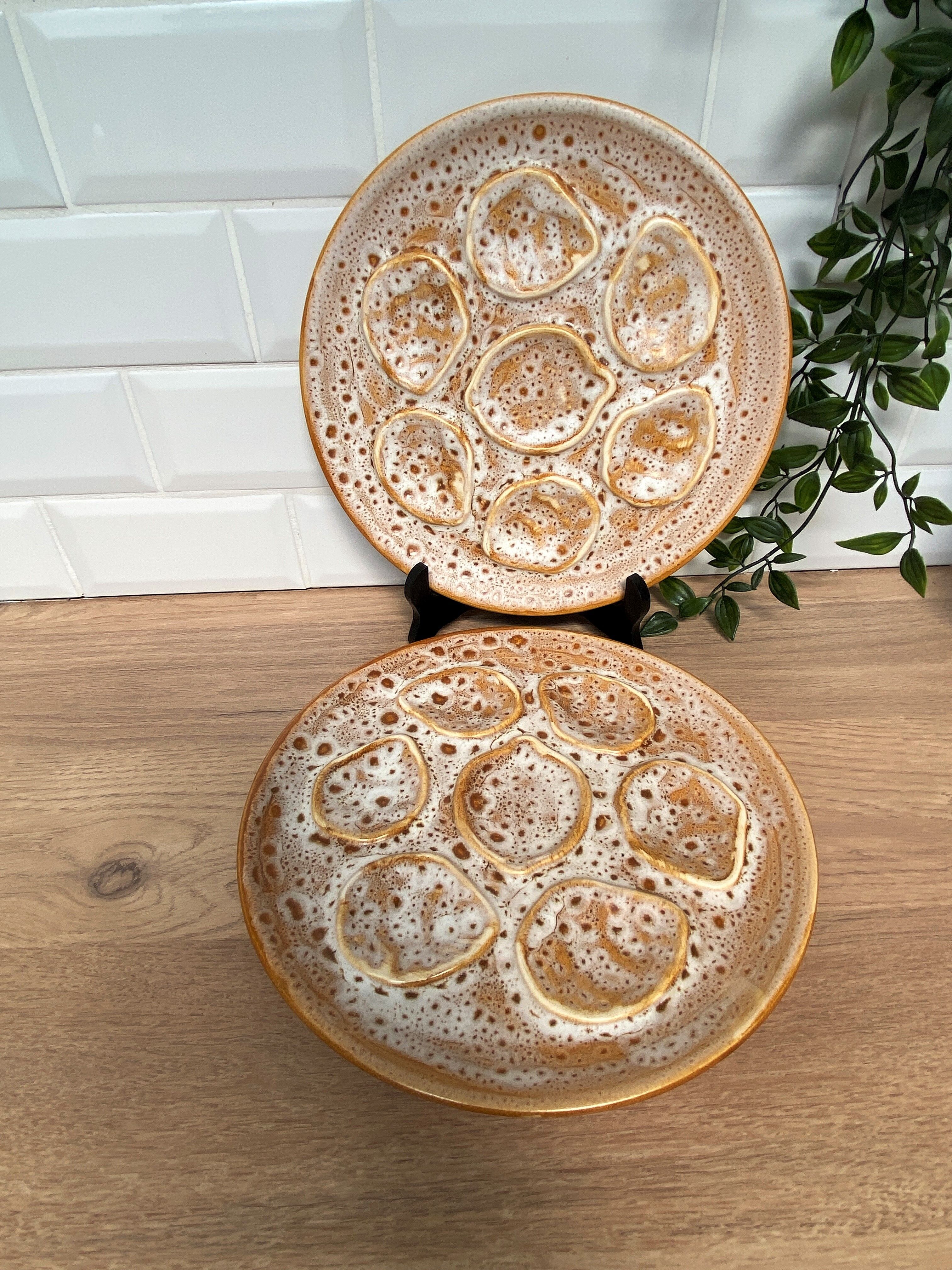 2 Niderviller oyster plates