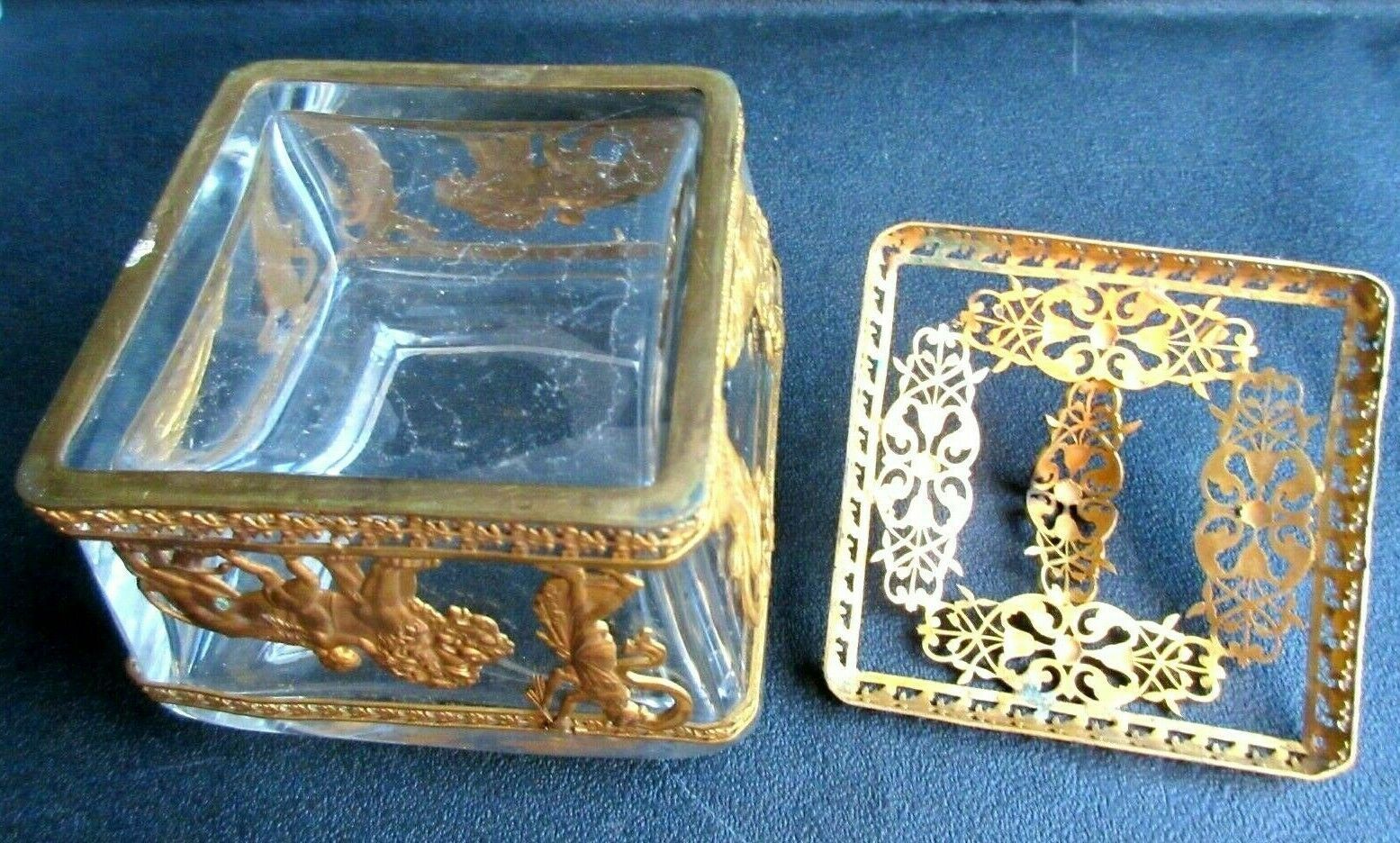 Baccarat and gilded bronze crystal box, Ancient women and lions, CHARLES X