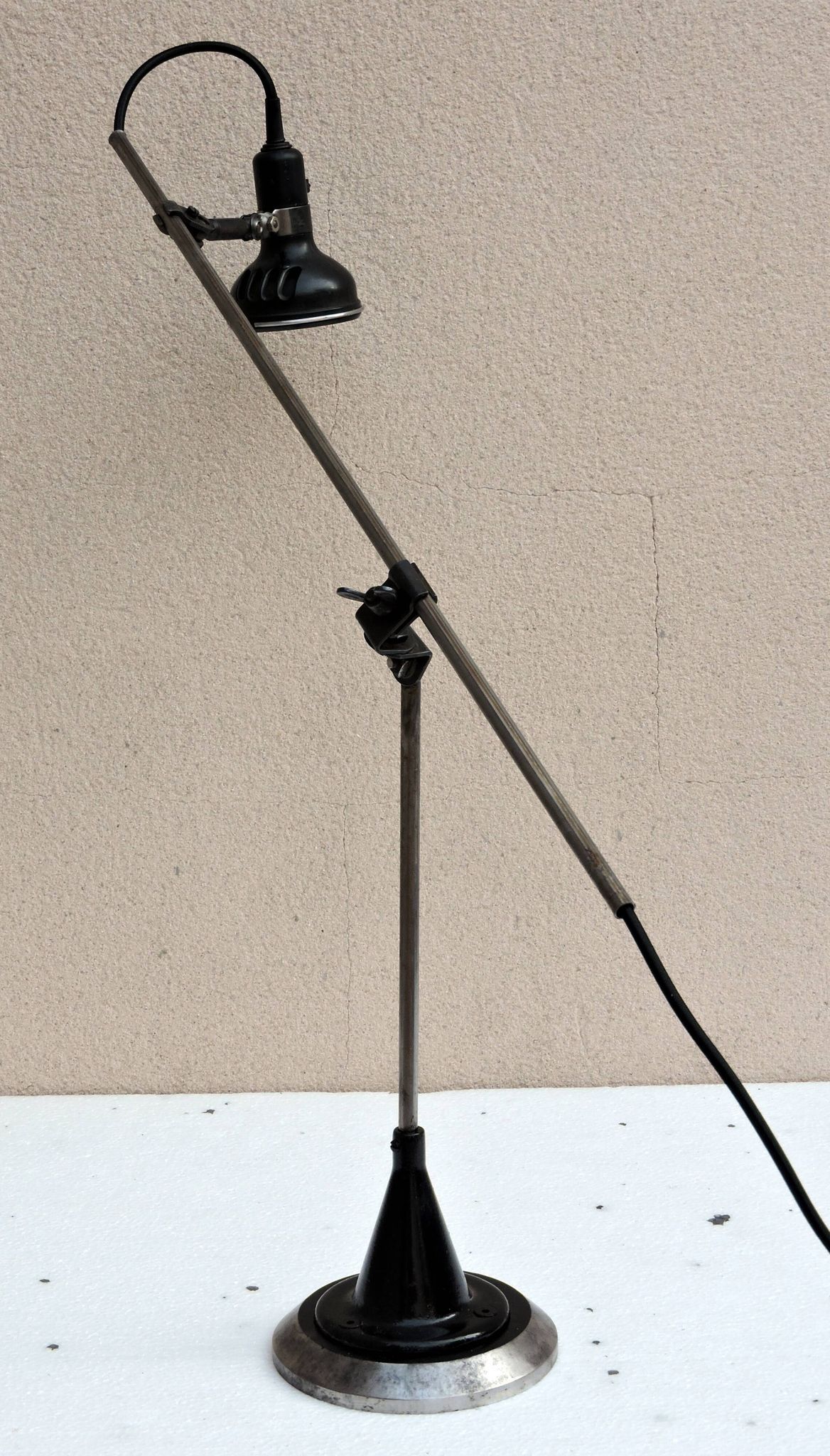 Lampe atelier Singer articulée de machine a coudre industrielle vers 1930