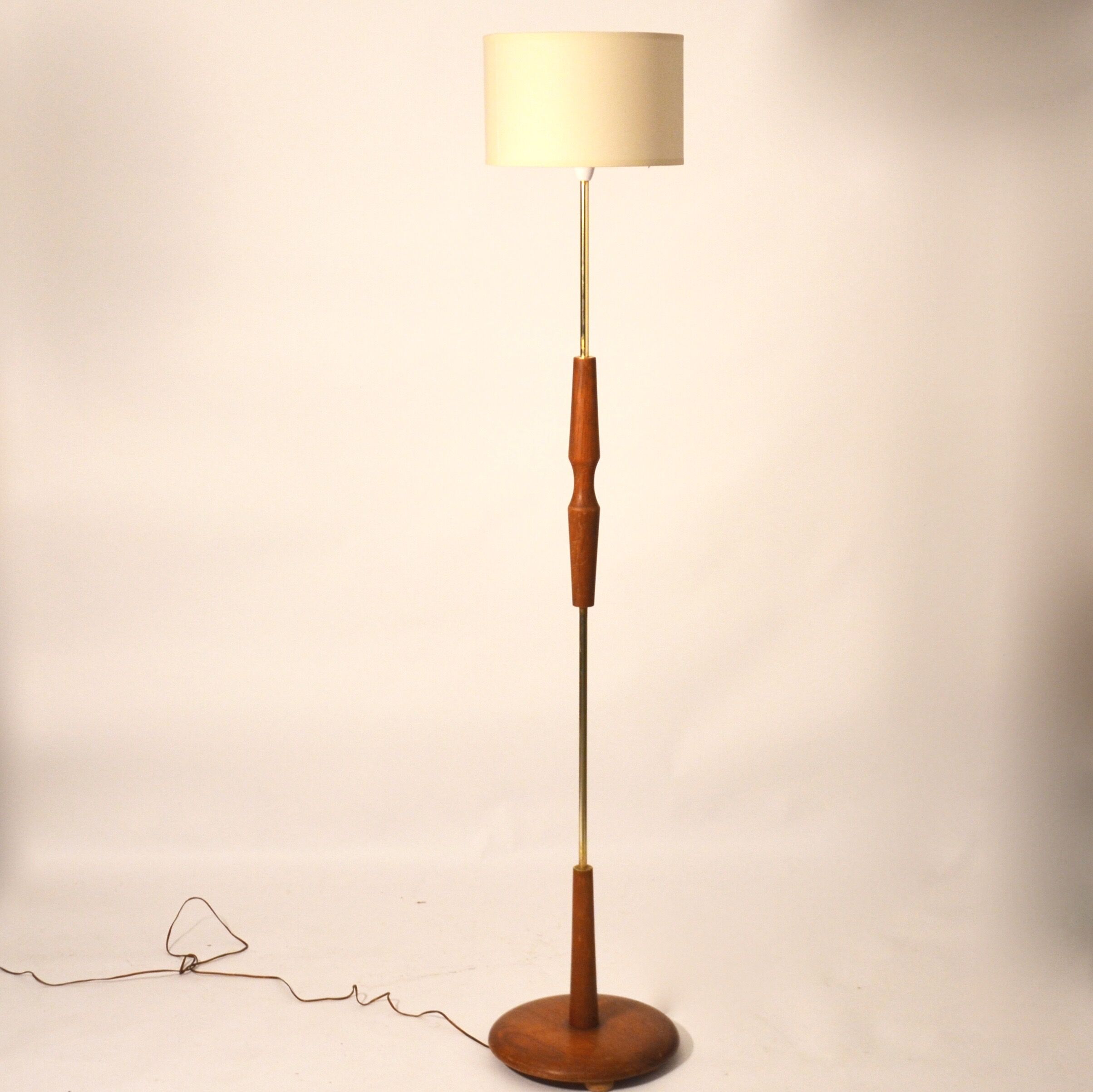 Lamppost in teak and brass 60 years