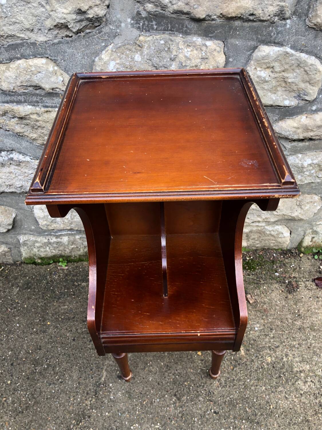 Bedside record holder